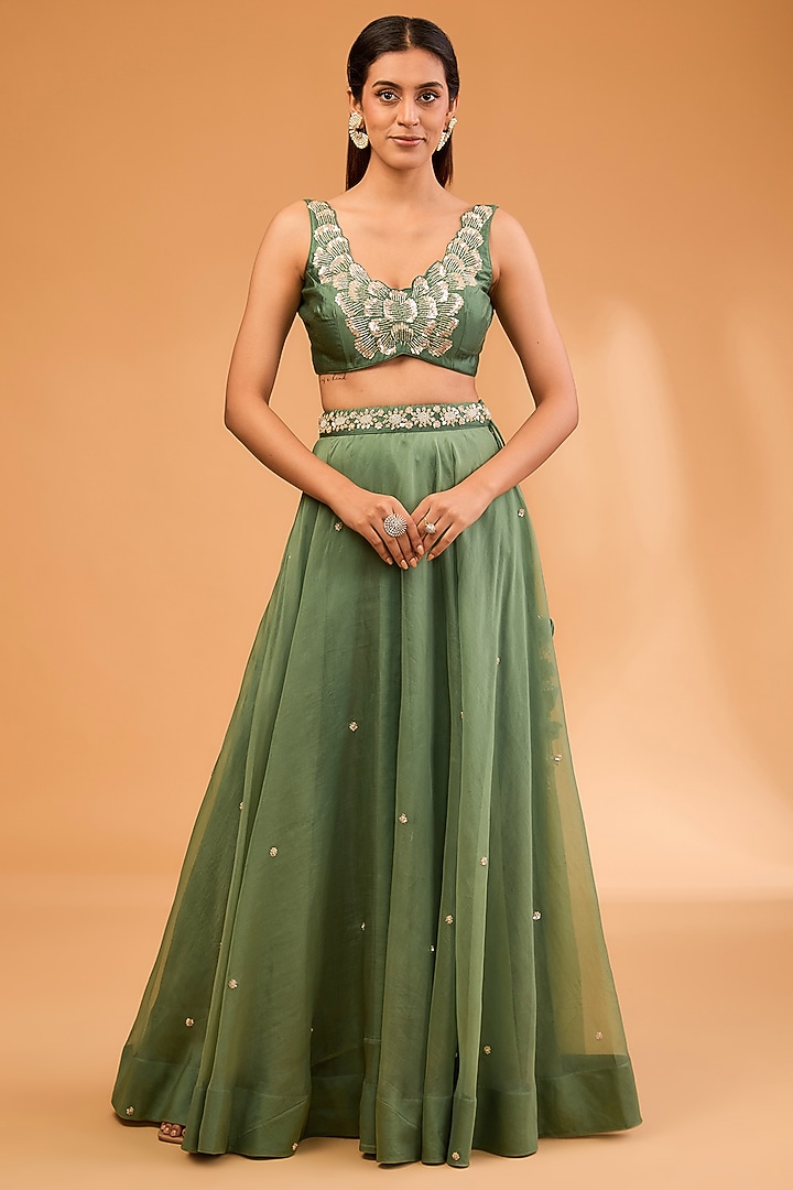 Green Shaded Organza Sequins & Cutdana Work Cape Set by SURBHI SHAH at Pernia's Pop Up Shop