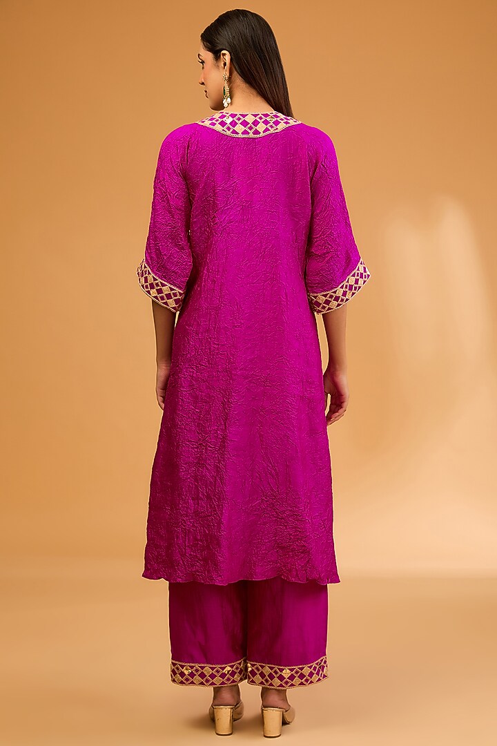 Magenta Pure Spun Silk Zardosi Work Kaftan Set by SURBHI SHAH at Pernia's Pop Up Shop