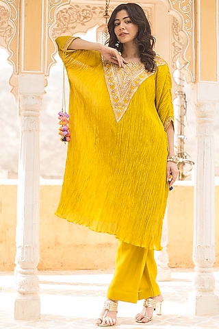 Lime Yellow Chanderi Crush Kurta Set by SURBHI SHAH