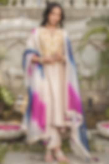 Silver Banarasi Chanderi Kurta Set by SURBHI SHAH at Pernia's Pop Up Shop