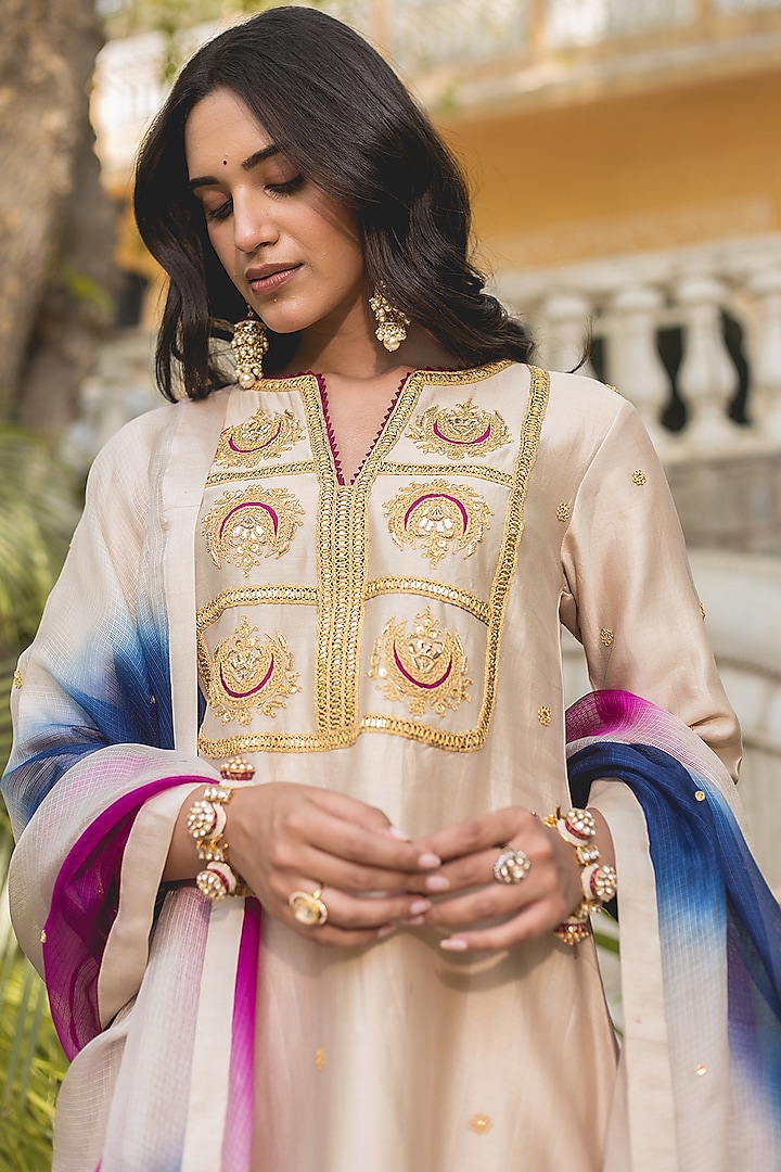 Silver Banarasi Chanderi Kurta Set by SURBHI SHAH at Pernia's Pop Up Shop