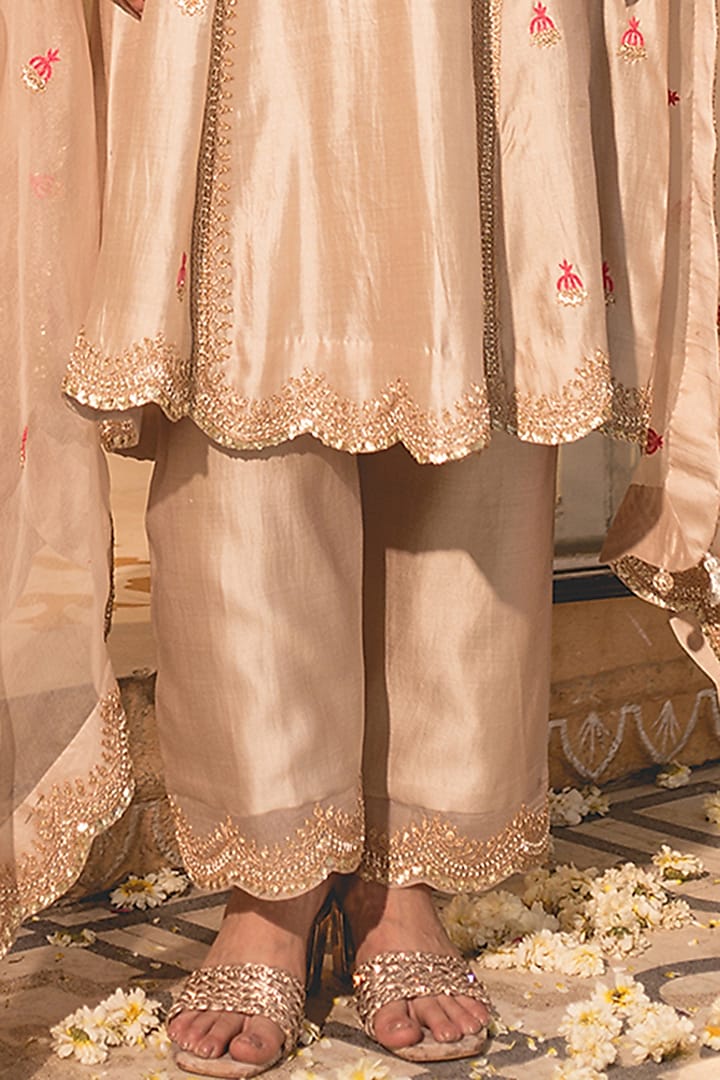 Silver Spun Silk Kurta Set by SURBHI SHAH at Pernia's Pop Up Shop