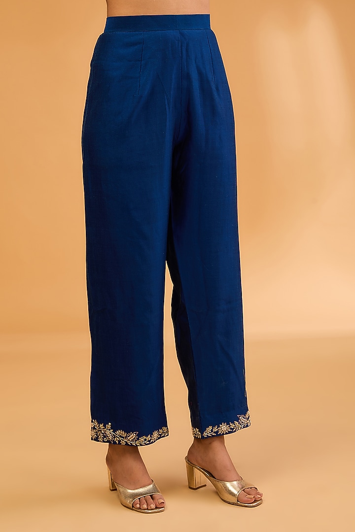 Blue Spun Silk Pearl Embroidered Kurta Set by SURBHI SHAH at Pernia's Pop Up Shop