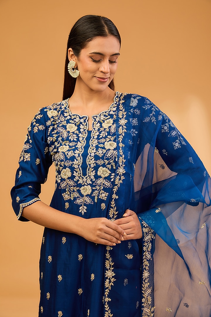 Blue Spun Silk Pearl Embroidered Kurta Set by SURBHI SHAH at Pernia's Pop Up Shop