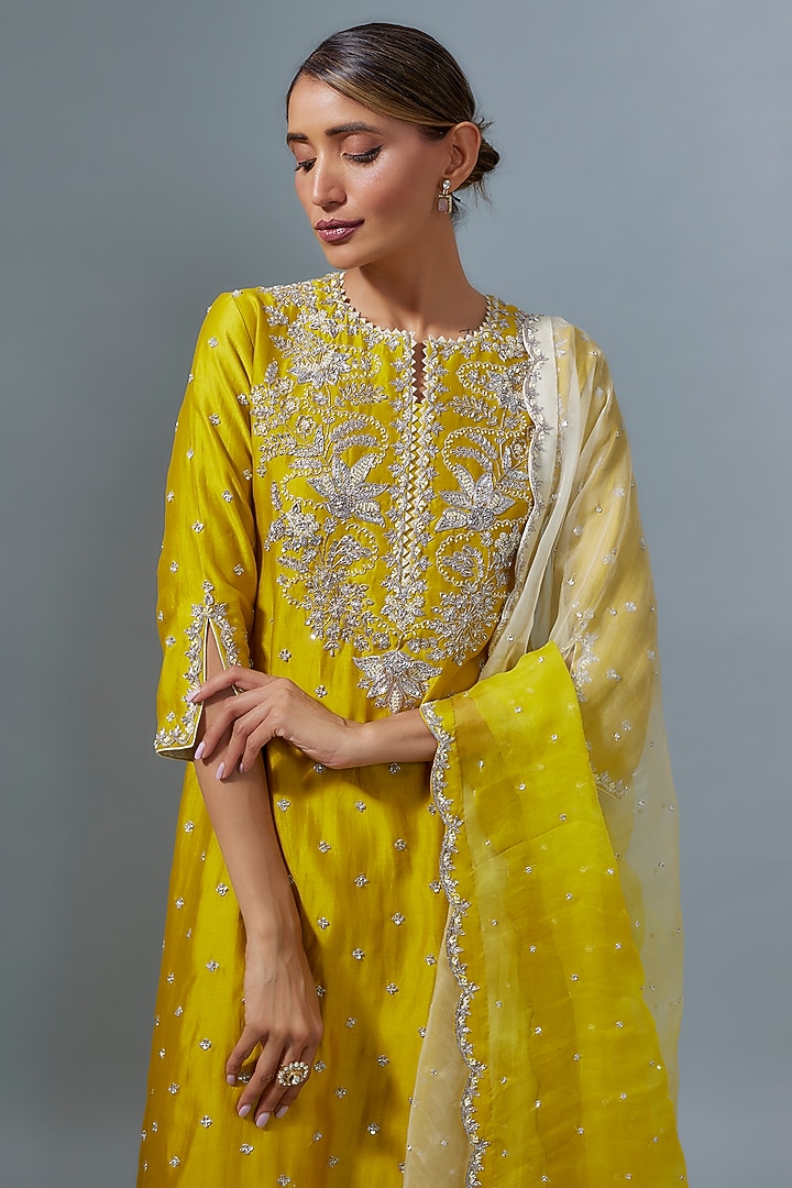 Lime Chanderi Dabka Embroidered Kurta Set by SURBHI SHAH at Pernia's Pop Up Shop