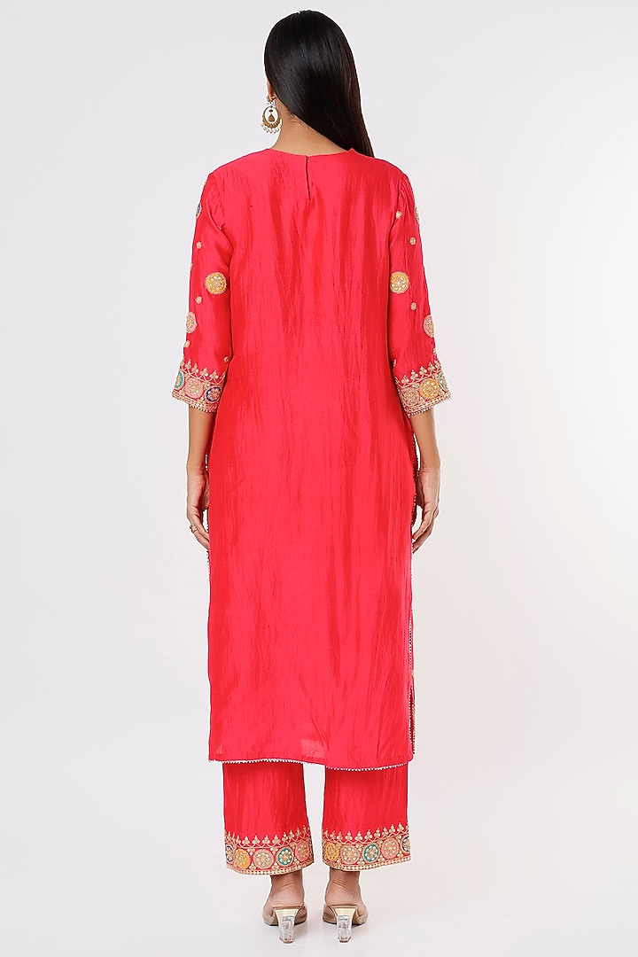 Red Hand Embroidered Kurta Set by SURBHI SHAH at Pernia's Pop Up Shop