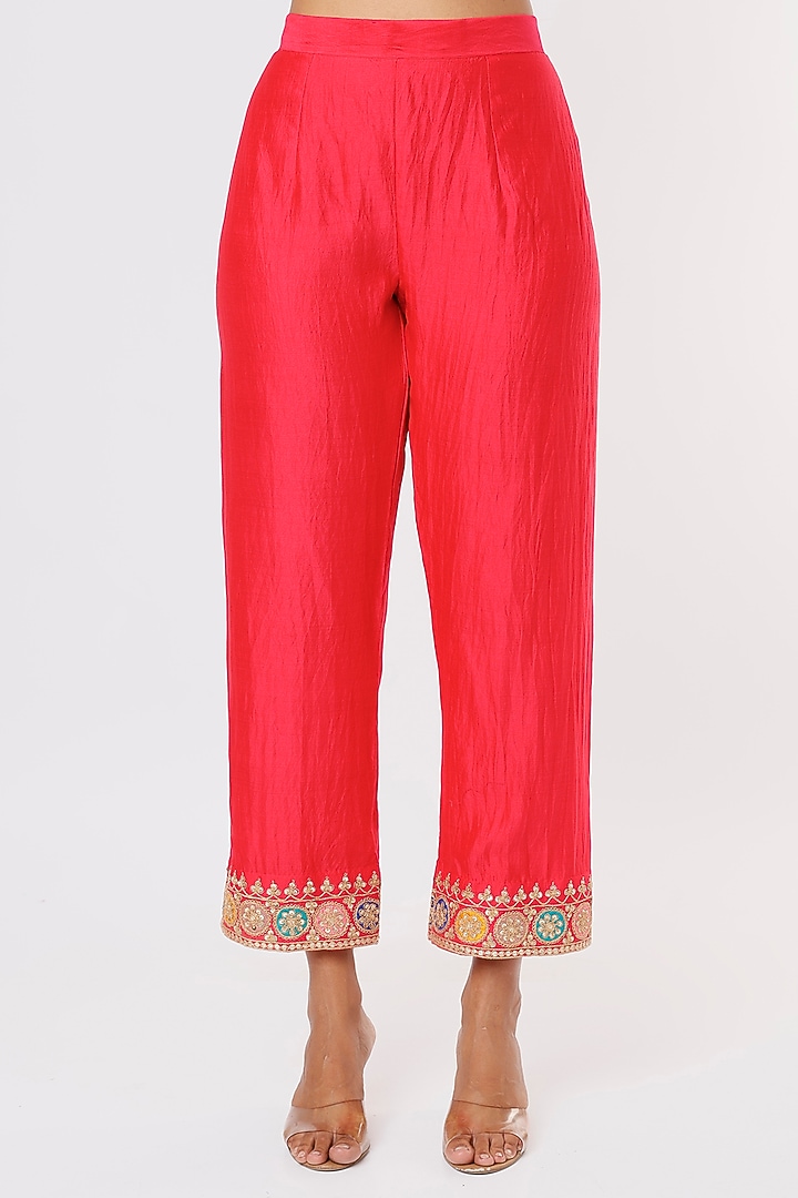 Red Hand Embroidered Kurta Set by SURBHI SHAH at Pernia's Pop Up Shop