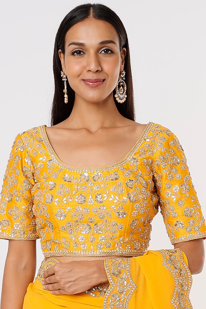 Yellow Hand Embroidered Wedding Saree Set by SURBHI SHAH at Pernia's Pop Up Shop