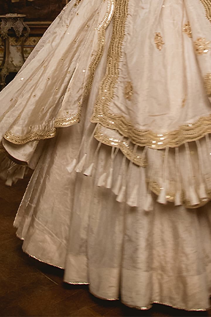 Silver Embroidered Wedding Lehenga Set by SURBHI SHAH at Pernia's Pop Up Shop