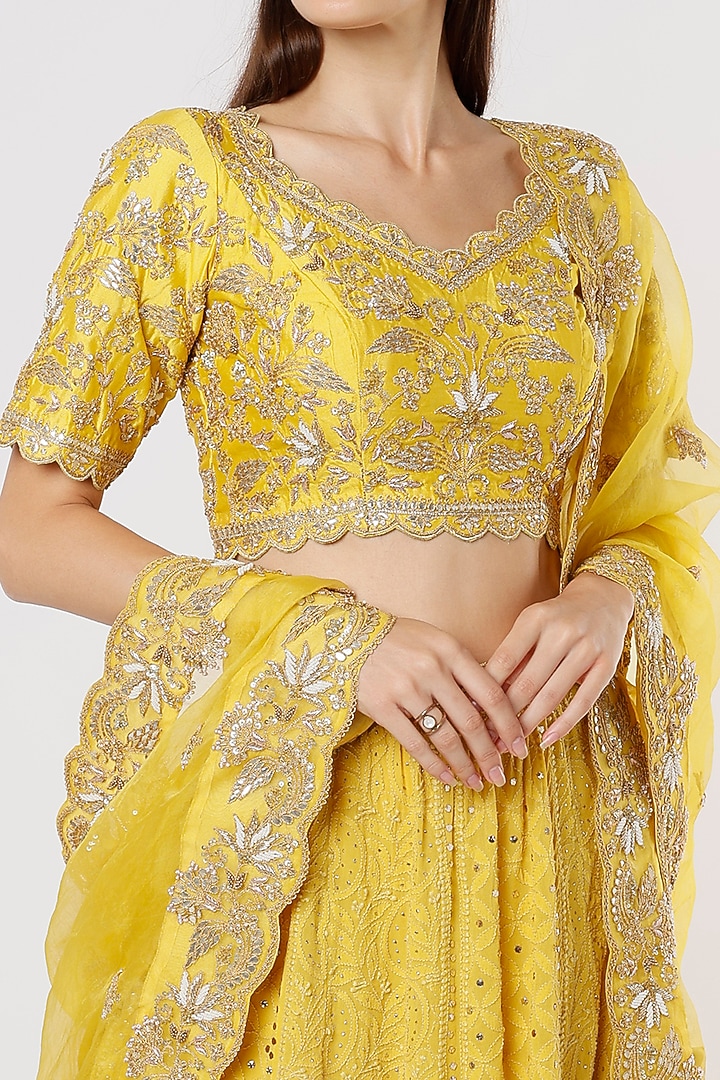 Yellow Embroidered Wedding Lehenga Set by SURBHI SHAH at Pernia's Pop Up Shop