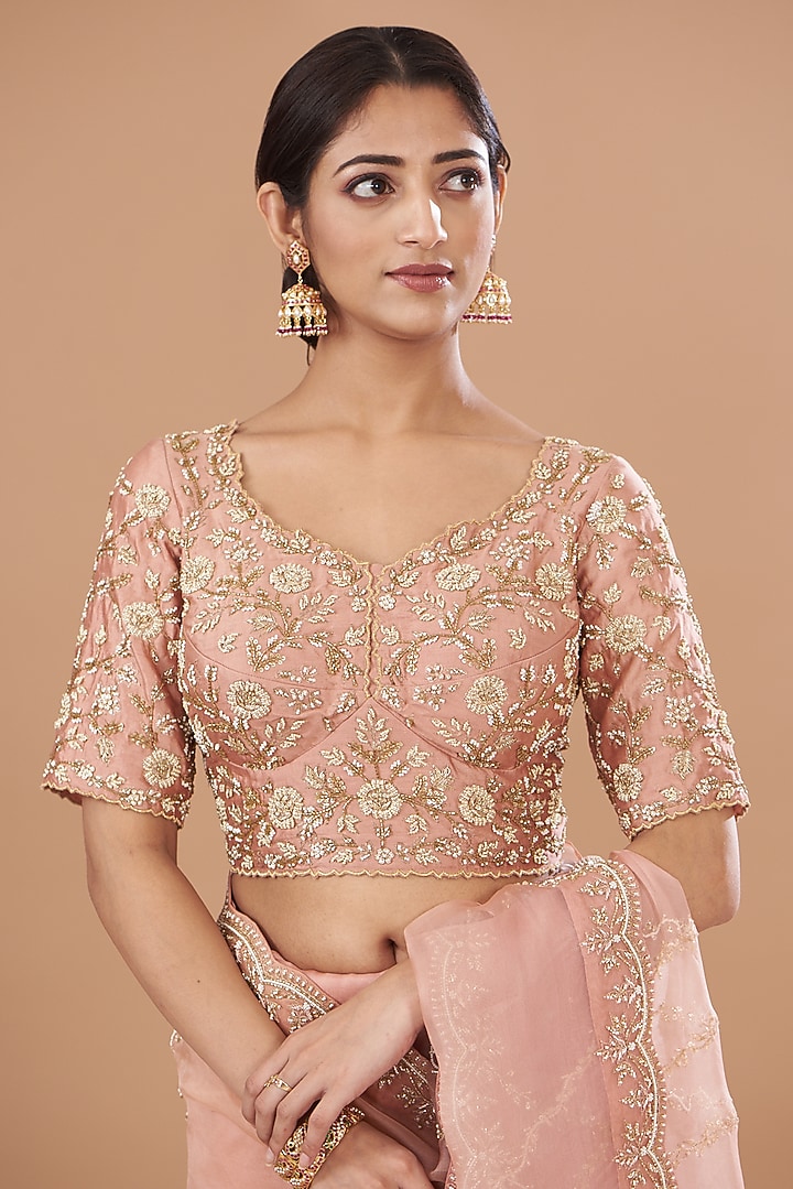 Rose Gold Pure Organza Embroidered Shaded Wedding Saree Set by SURBHI SHAH at Pernia's Pop Up Shop