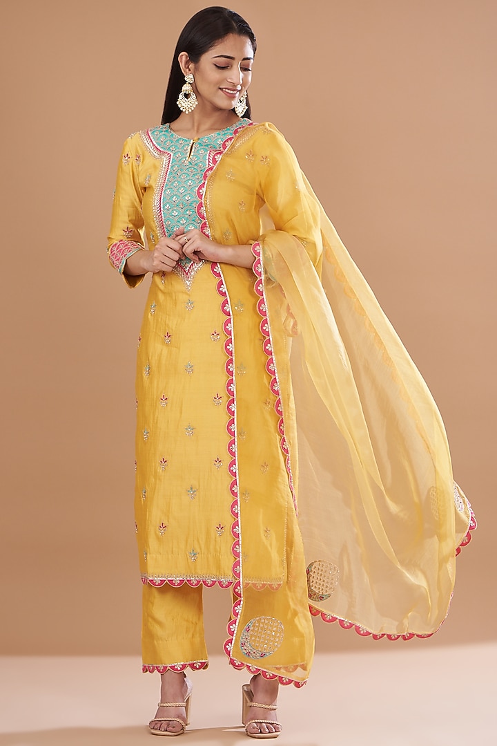 Yellow Pure Spun Silk Embroidered Kurta Set by SURBHI SHAH at Pernia's Pop Up Shop