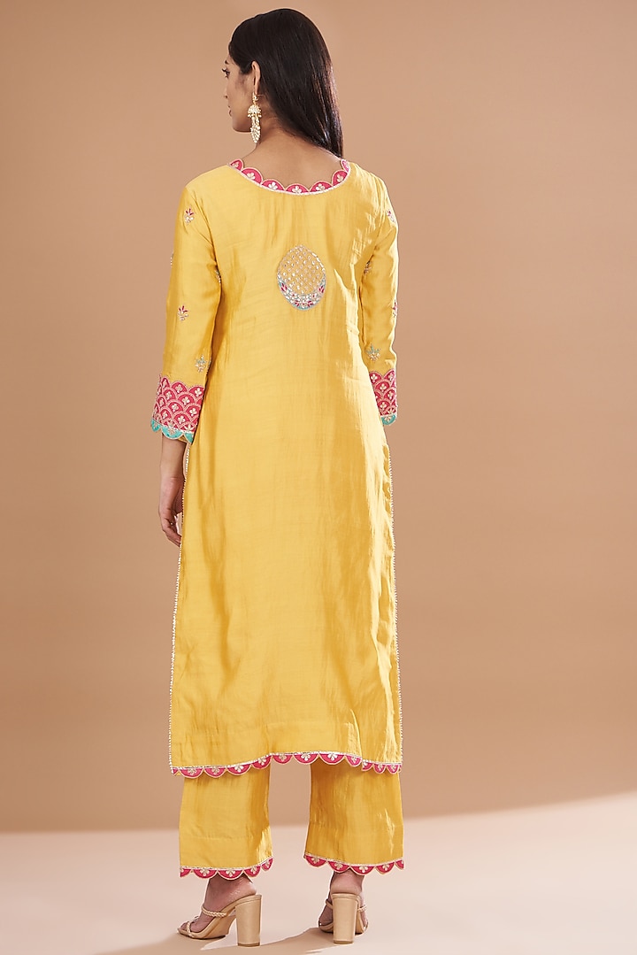 Yellow Pure Spun Silk Embroidered Kurta Set by SURBHI SHAH at Pernia's Pop Up Shop