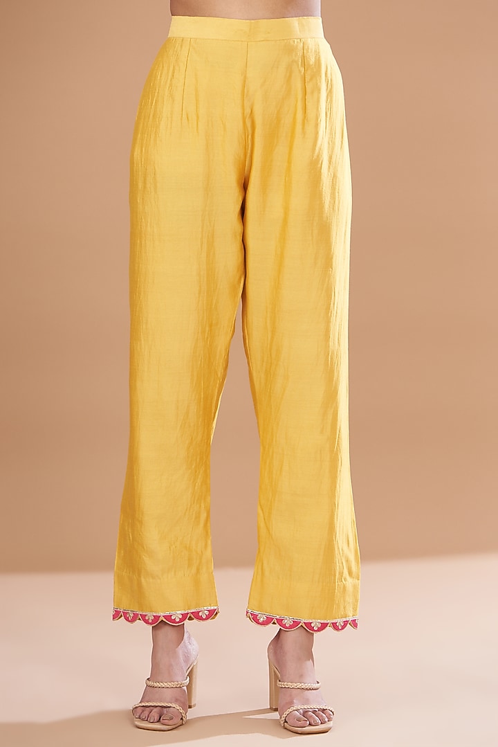 Yellow Pure Spun Silk Embroidered Kurta Set by SURBHI SHAH at Pernia's Pop Up Shop