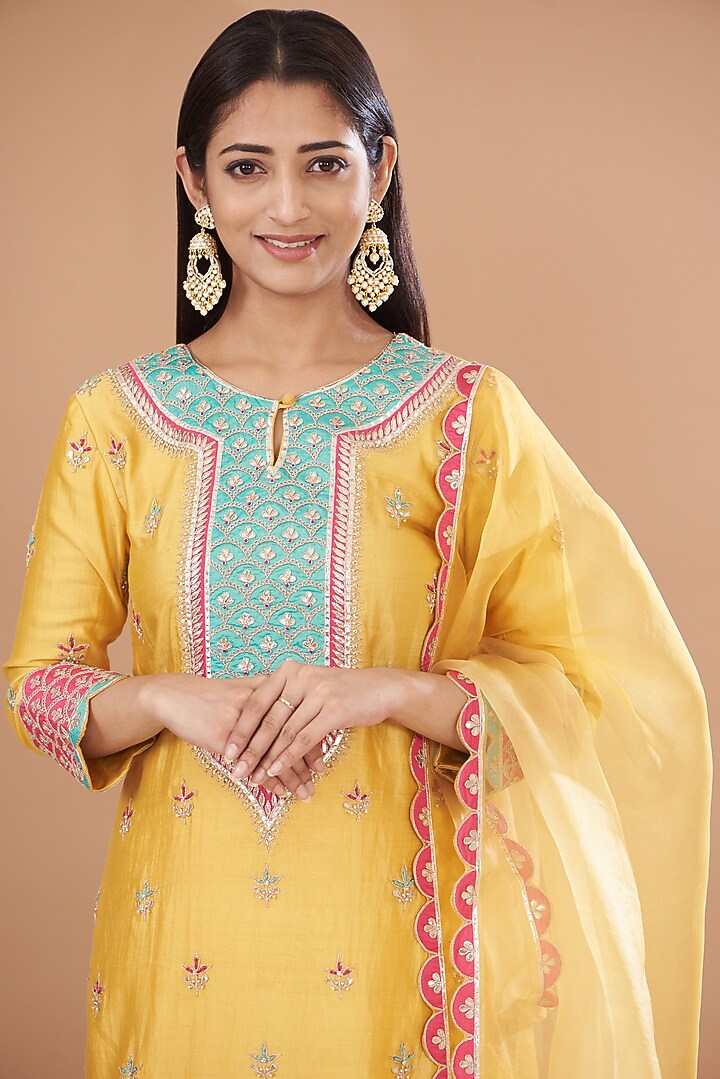 Yellow Pure Spun Silk Embroidered Kurta Set by SURBHI SHAH at Pernia's Pop Up Shop