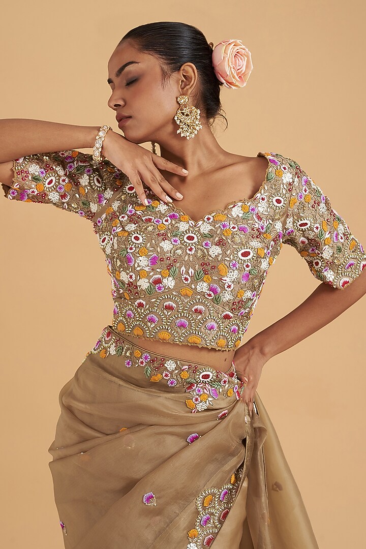 Dull Gold Pure Organza Embroidered Wedding Saree Set by SURBHI SHAH at Pernia's Pop Up Shop
