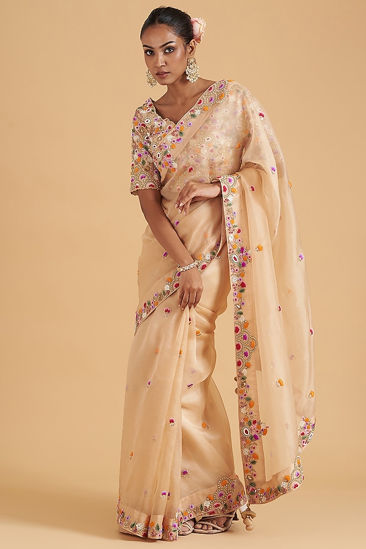 Gold Pure Organza Embroidered Saree Set by SURBHI SHAH at Pernia's Pop Up Shop