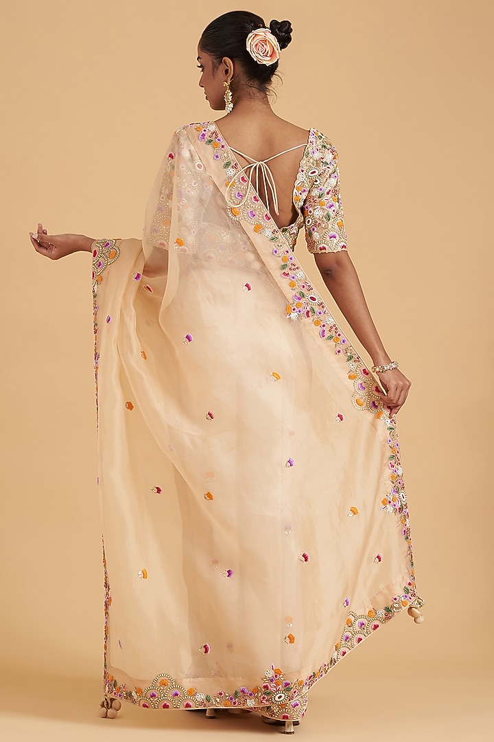 Gold Pure Organza Embroidered Wedding Saree Set by SURBHI SHAH at Pernia's Pop Up Shop