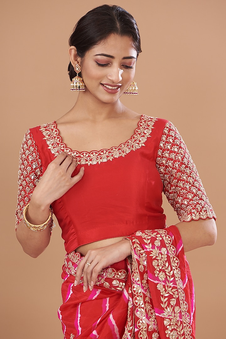 Red Pure Kora Silk Embroidered Leheriya Wedding Saree Set by SURBHI SHAH at Pernia's Pop Up Shop
