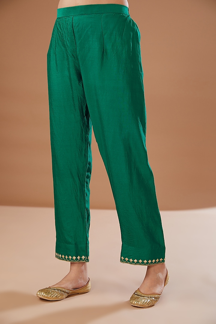Bottle Green Pure Spun Silk Embroidered Kurta Set by SURBHI SHAH at Pernia's Pop Up Shop