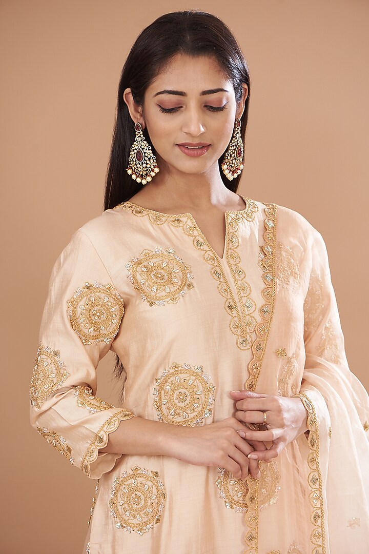 Champagne Pure Spun Silk Embroidered Kurta Set by SURBHI SHAH at Pernia's Pop Up Shop
