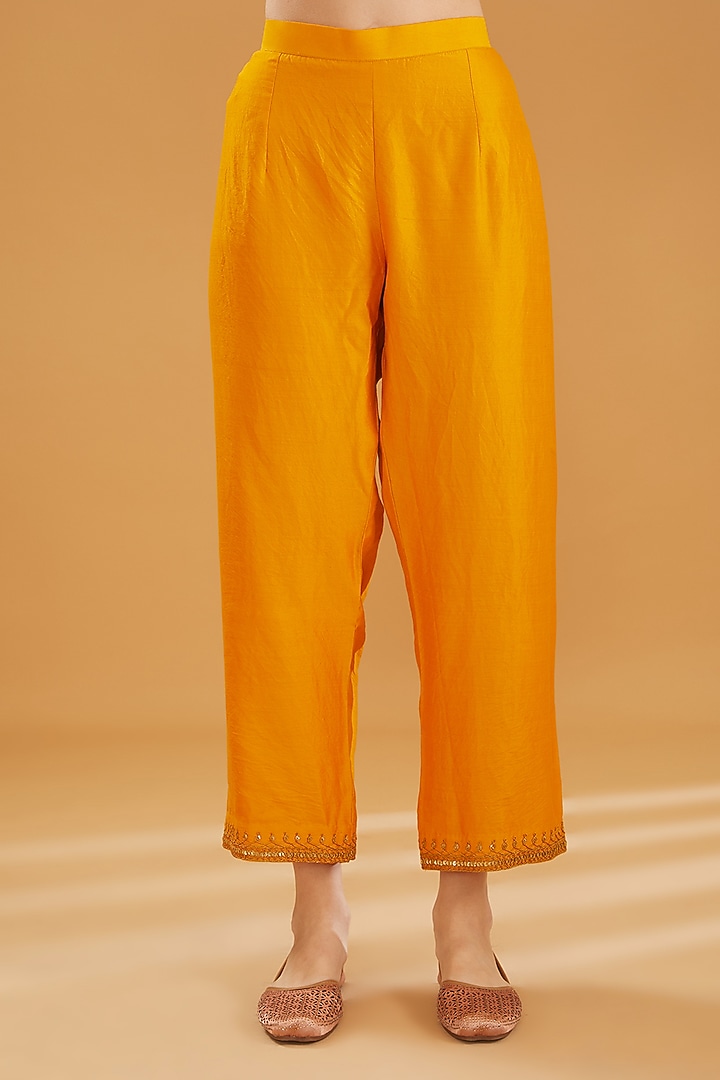 Mango Yellow Pure Spun Silk Resham Embroidered Kurta Set by SURBHI SHAH at Pernia's Pop Up Shop