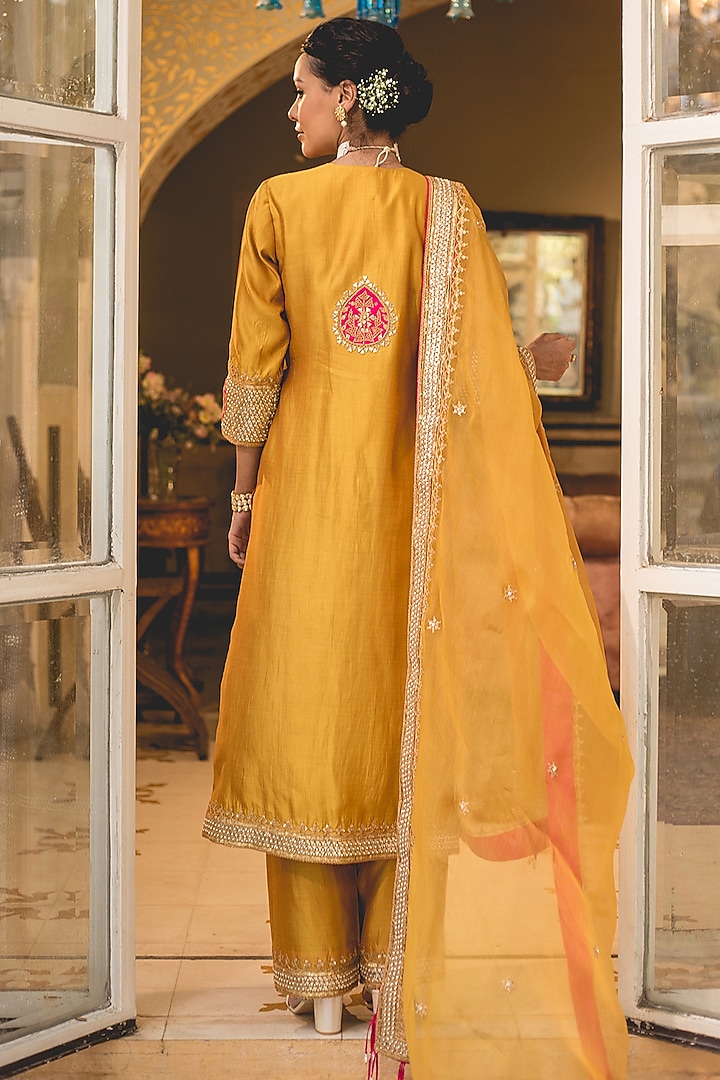 Mustard Yellow Spun Silk Patchwork Kurta Set by SURBHI SHAH at Pernia's Pop Up Shop