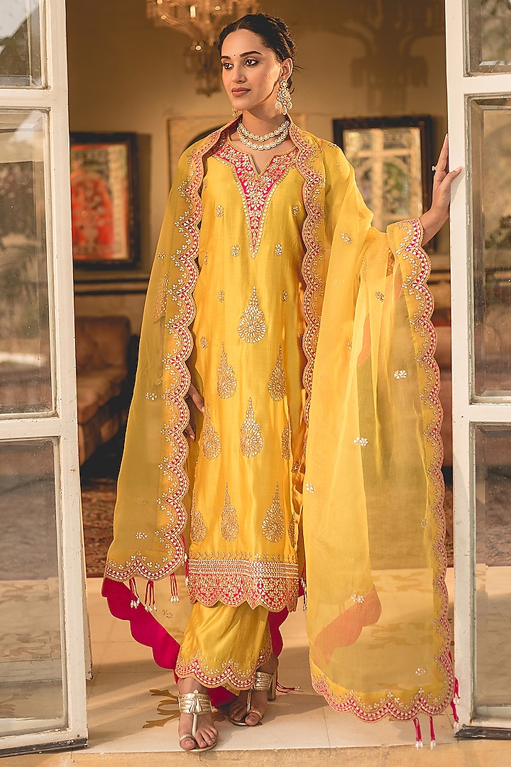 Lime Spun Silk Marori Work Kurta Set by SURBHI SHAH at Pernia's Pop Up Shop