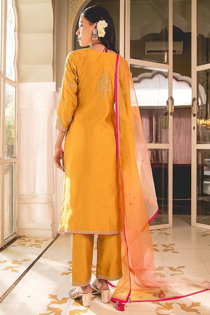 Mustard Yellow Spun Silk Marori Cutdana work Kurta Set by SURBHI SHAH at Pernia's Pop Up Shop