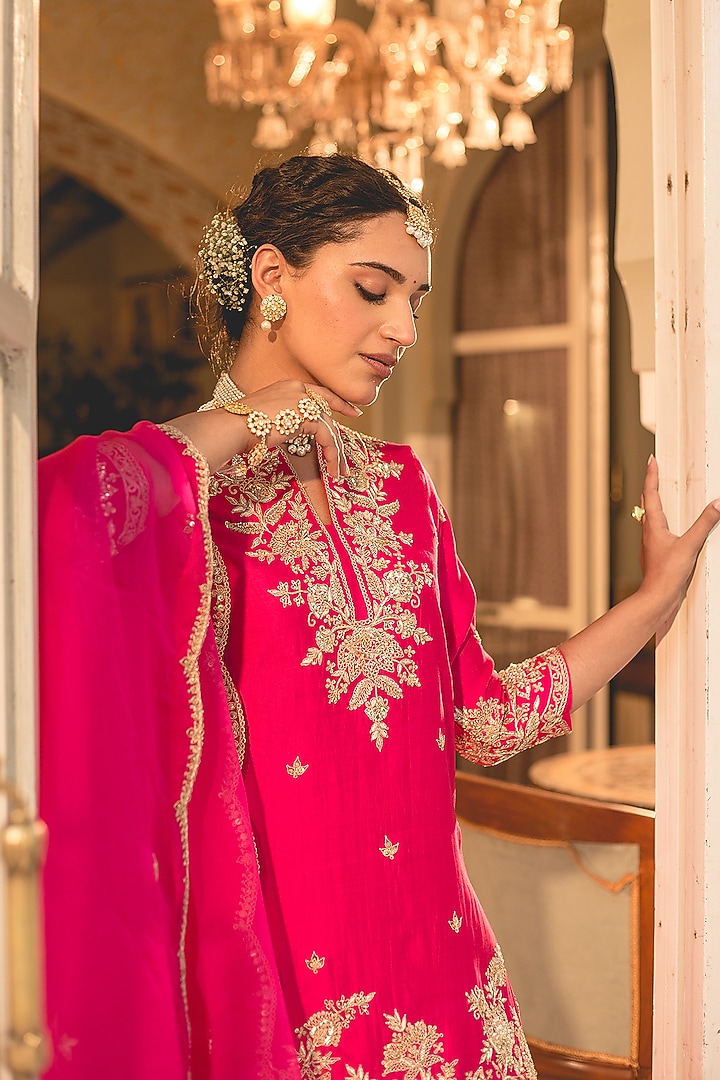 Red Kora Silk Crushed Skirt Set by SURBHI SHAH at Pernia's Pop Up Shop