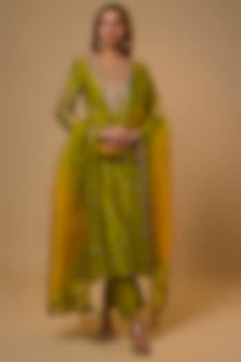 Parrot Green Chanderi Gota-Patti Work Kurta Set by SURBHI SHAH at Pernia's Pop Up Shop