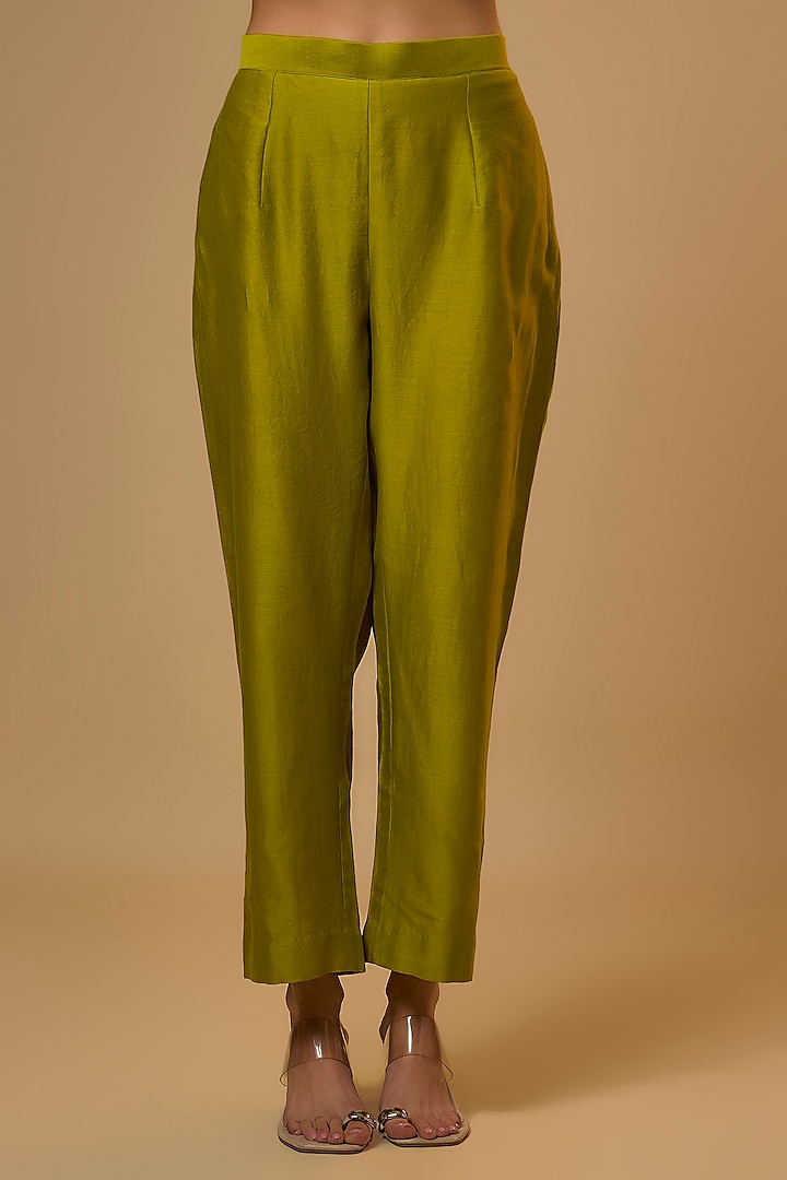 Parrot Green Chanderi Gota-Patti Work Kurta Set by SURBHI SHAH at Pernia's Pop Up Shop