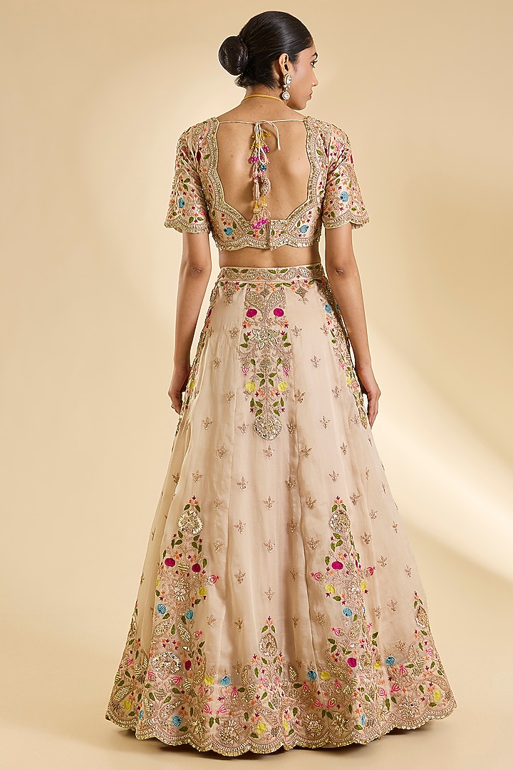 Pearl White Organza Resham Work Bridal Lehenga Set by SURBHI SHAH at Pernia's Pop Up Shop
