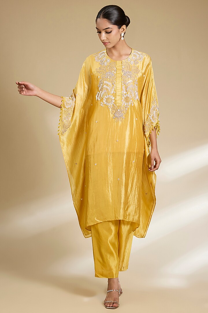 Yellow Kora Silk Sequins Embroidered Kurta Set by SURBHI SHAH at Pernia's Pop Up Shop