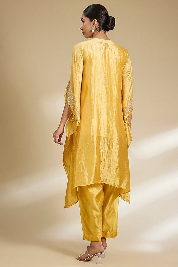Yellow Kora Silk Sequins Embroidered Kurta Set by SURBHI SHAH at Pernia's Pop Up Shop