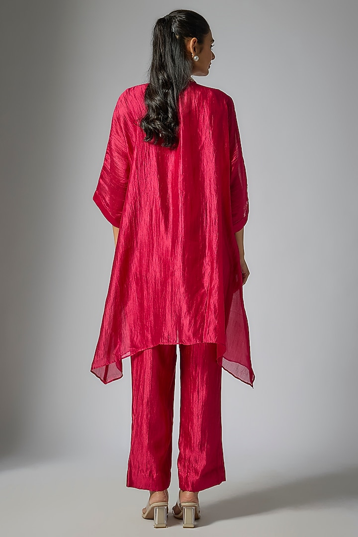 Maroon Kora Silk Sequins Work Kaftan Set by Surbhi Shah at Pernia's Pop Up Shop