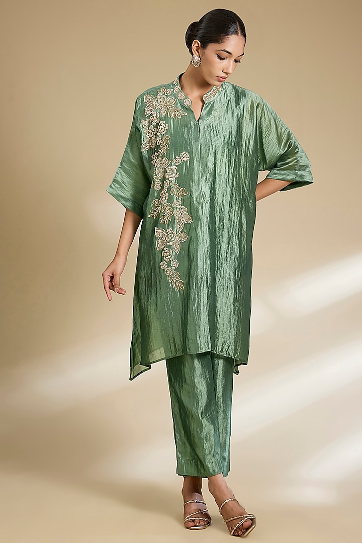 Sage Green Kora Silk Sequins Embroidered Kurta Set by SURBHI SHAH at Pernia's Pop Up Shop
