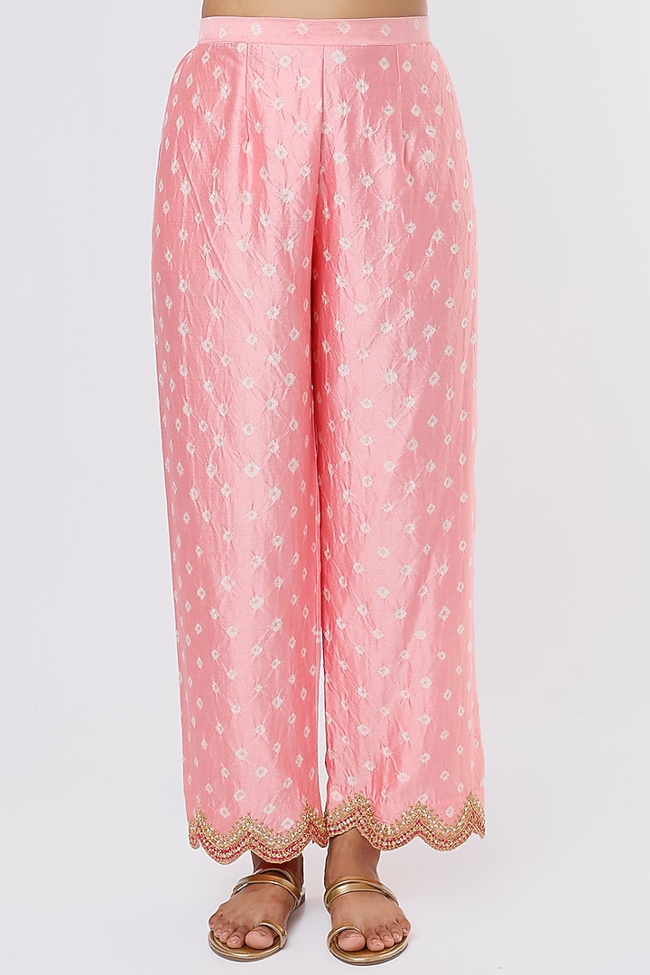 Light Pink Embroidered Kurta Set by SURBHI SHAH at Pernia's Pop Up Shop