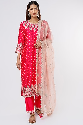 Strawberry Pink Embroidered Kurta Set by SURBHI SHAH
