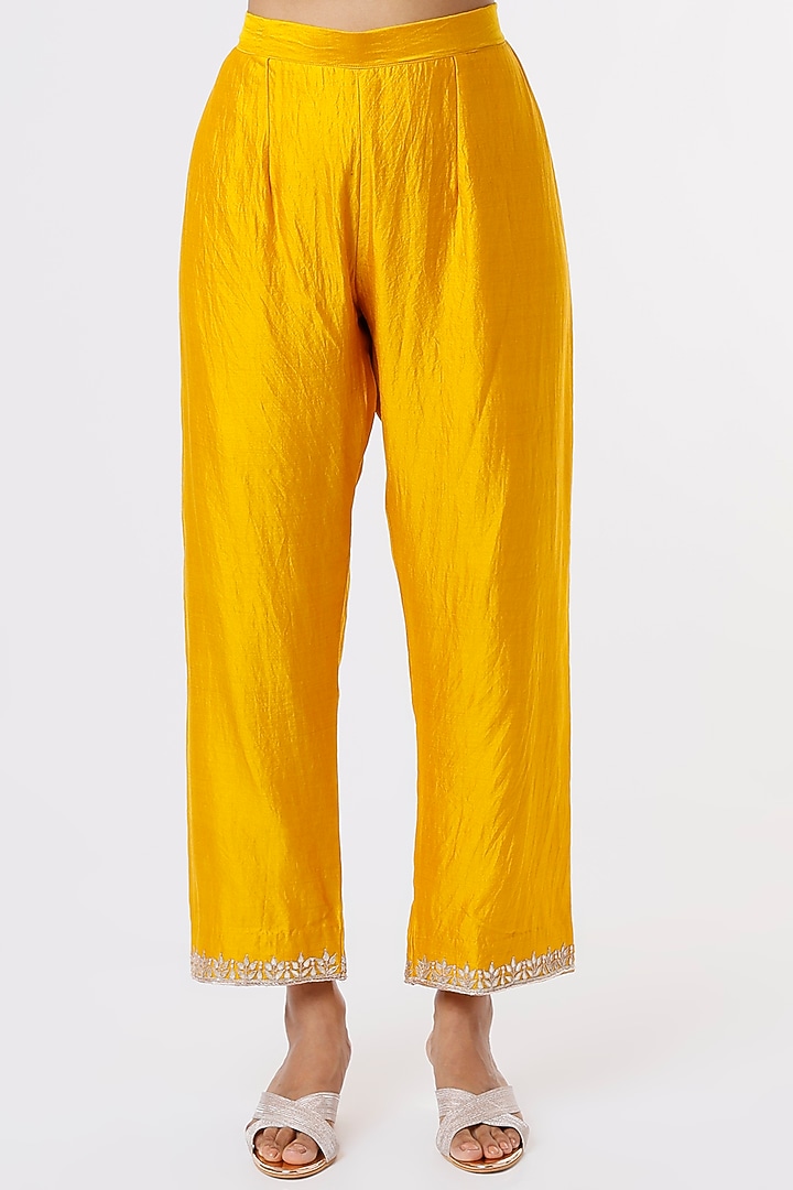 Mango Yellow Embroidered Kurta Set by SURBHI SHAH at Pernia's Pop Up Shop
