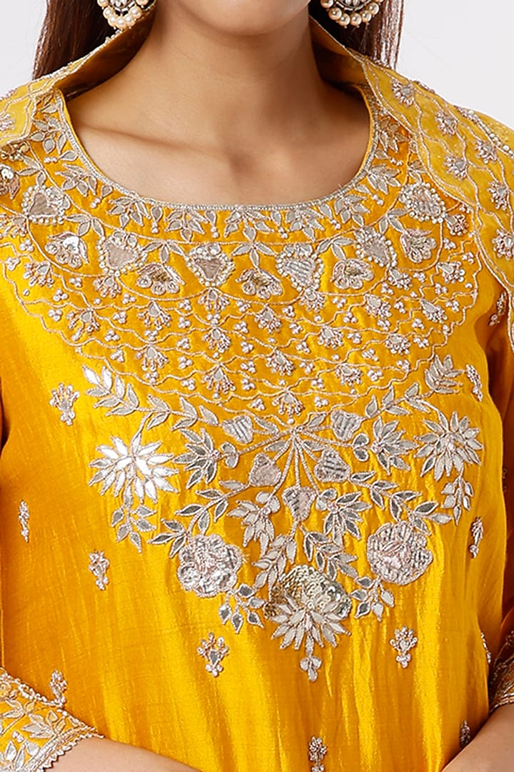 Mango Yellow Embroidered Kurta Set by SURBHI SHAH at Pernia's Pop Up Shop