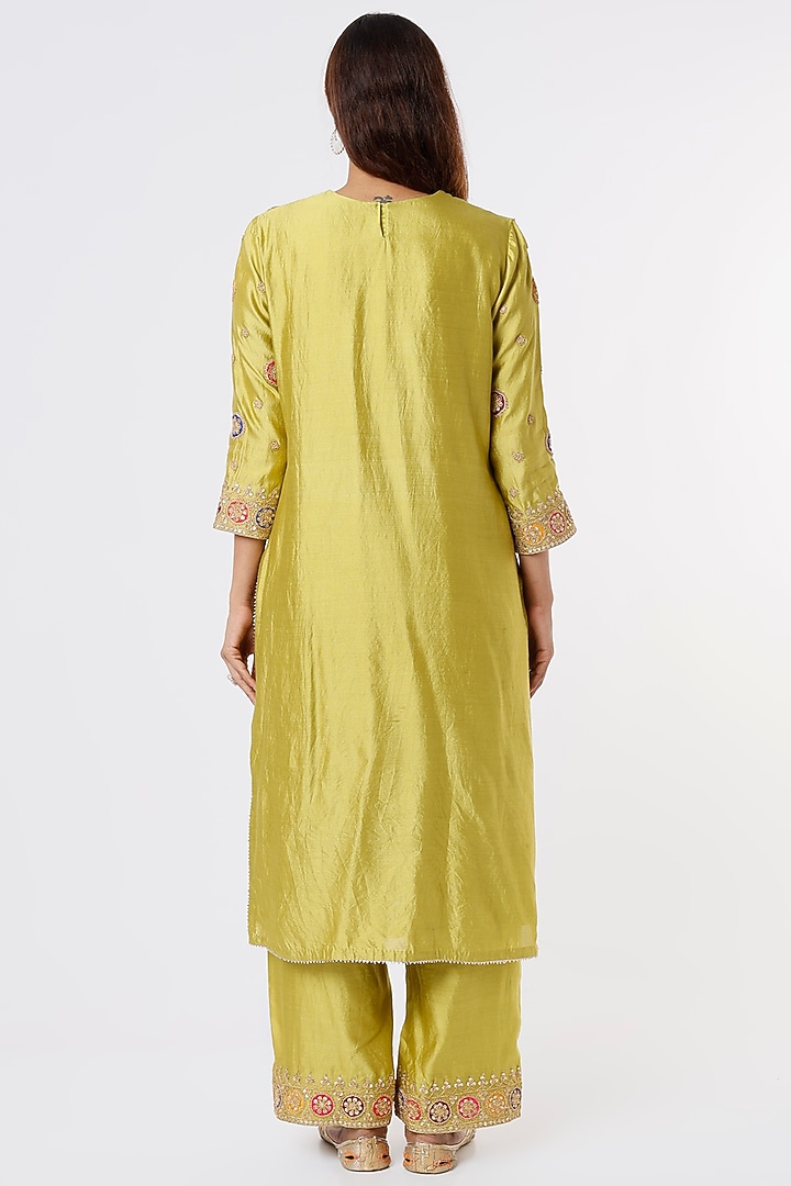 Lime Green Embroidered Kurta Set by SURBHI SHAH at Pernia's Pop Up Shop