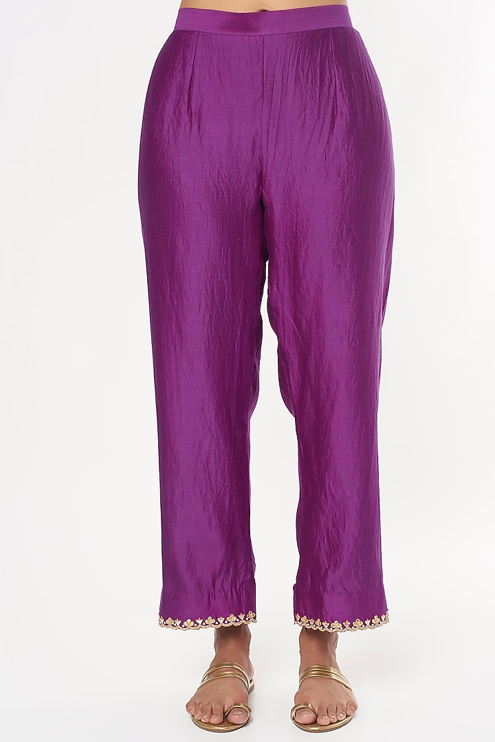 Purple Hand Embroidered Kurta Set by SURBHI SHAH at Pernia's Pop Up Shop