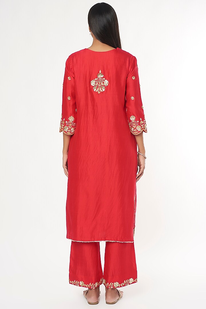 Red Hand Embroidered Kurta Set by SURBHI SHAH at Pernia's Pop Up Shop