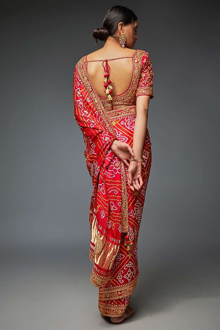 Red Bandhej Gajji Silk Embroidered Wedding Saree Set by SURBHI SHAH at Pernia's Pop Up Shop
