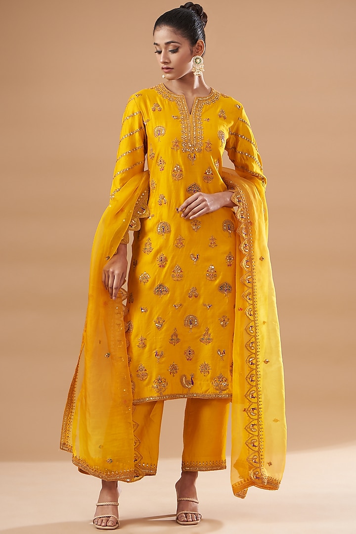 Yellow Pure Spun Silk Embroidered Kurta Set by SURBHI SHAH at Pernia's Pop Up Shop