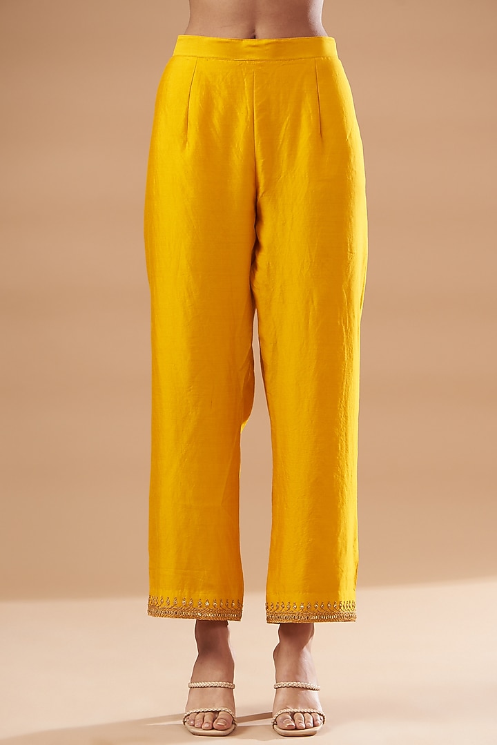 Yellow Pure Spun Silk Embroidered Kurta Set by SURBHI SHAH at Pernia's Pop Up Shop