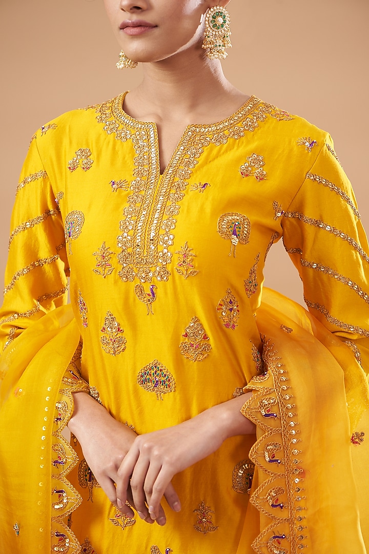 Yellow Pure Spun Silk Embroidered Kurta Set by SURBHI SHAH at Pernia's Pop Up Shop