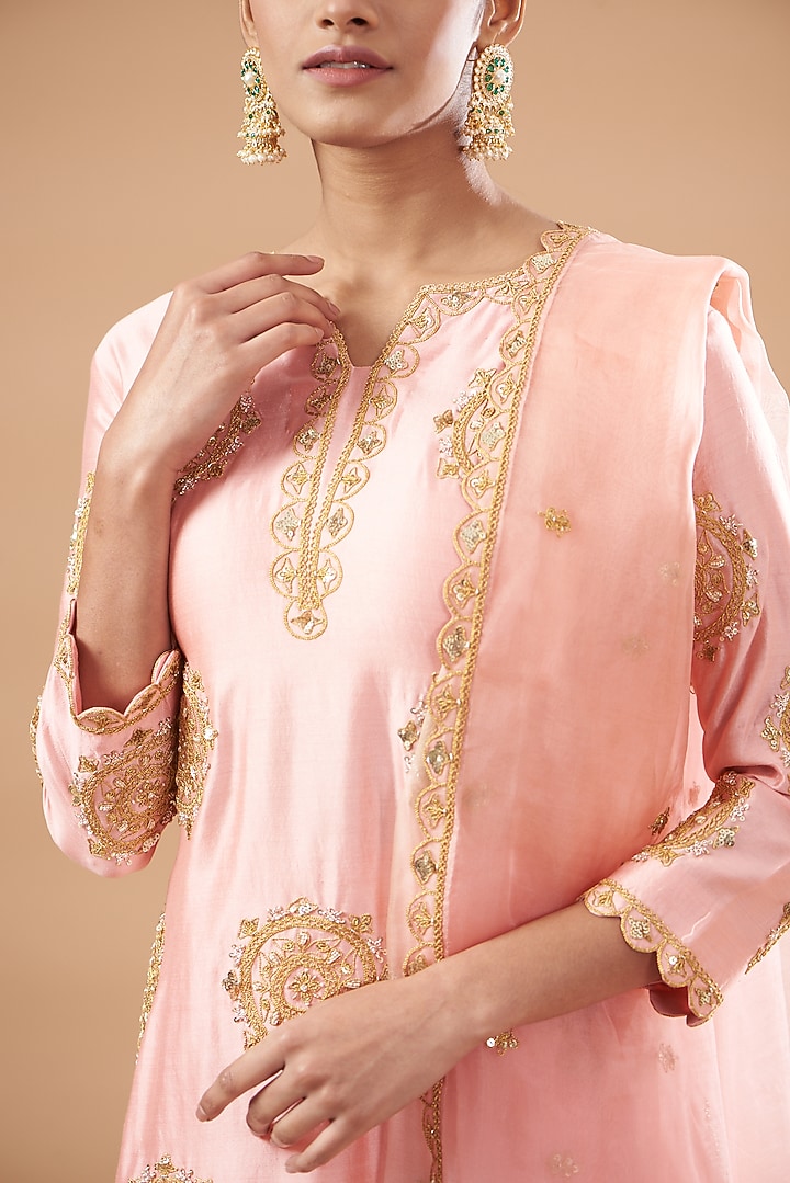 Blush Pink Pure Spun Silk Embroidered Kurta Set by SURBHI SHAH at Pernia's Pop Up Shop