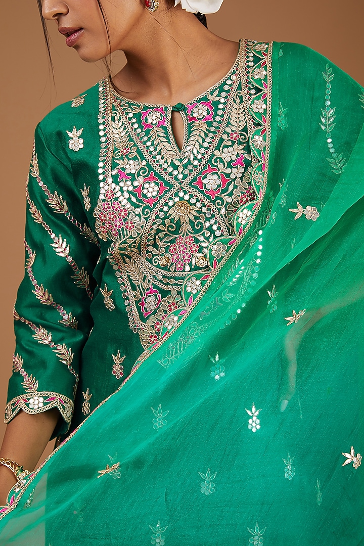 Green Pure Spun Silk Gota Patti Kurta Set by SURBHI SHAH at Pernia's Pop Up Shop